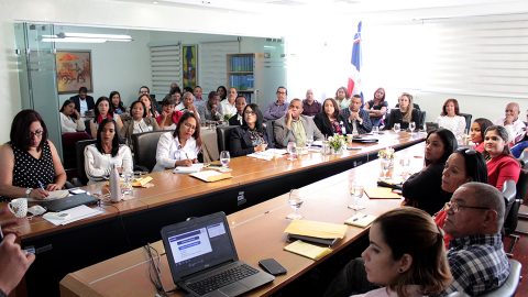 Delegados provinciales de la Administradora de Subsidios Sociales (Adess) durante el encuentro donde consensuaron programas y proyectos a mejorar destinados a ser más eficiente en los servicios institucionales.