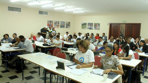 El taller se llevó a cabo en el salón múltiple de la Biblioteca Infantil y Juvenil República Dominicana (BIJRD), y estuvo dirigida a directores regionales y departamentales, así como a encargados de áreas y colaboradores de diferentes posiciones del Gabinete de Coordinación de Políticas Sociales (GCPS).